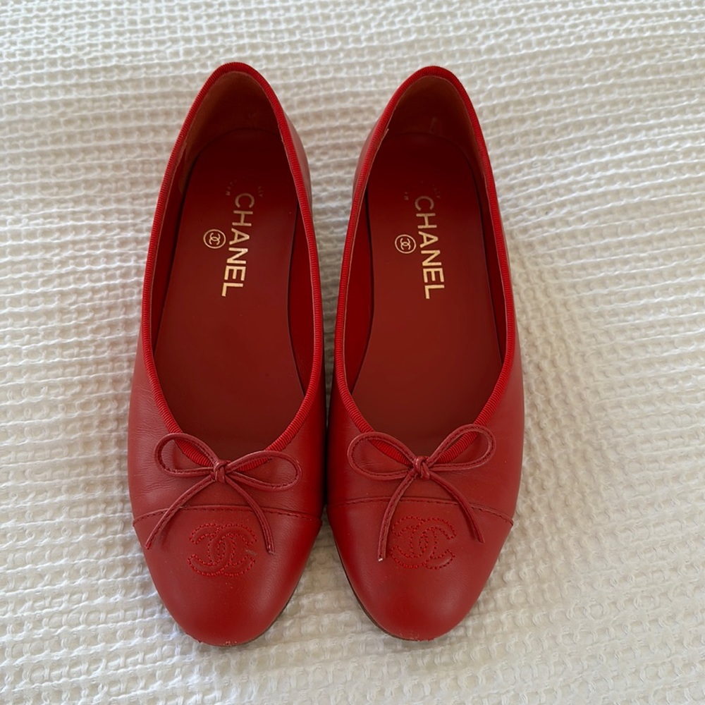 Chanel ballet flats size 39